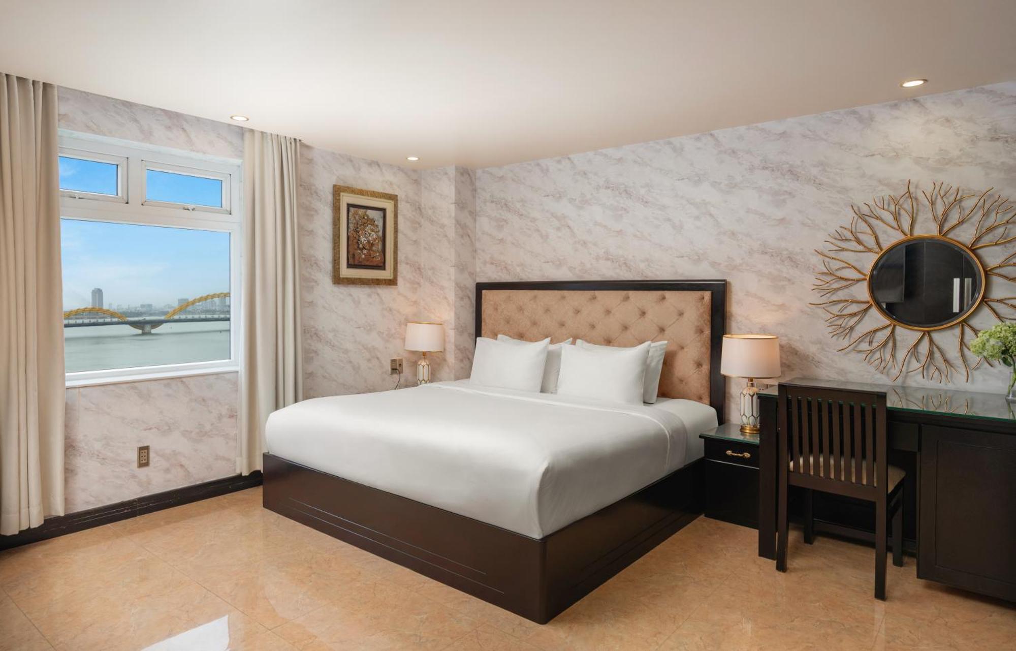 Kay Hotel Da Nang - Near Dragon Bridge Buitenkant foto