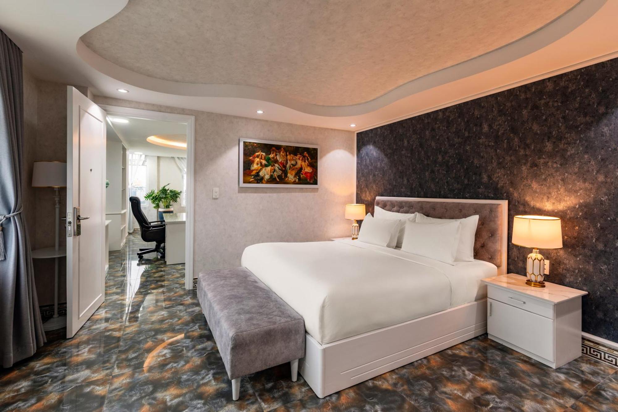 Kay Hotel Da Nang - Near Dragon Bridge Buitenkant foto